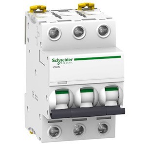 Disjoncteur triphasé